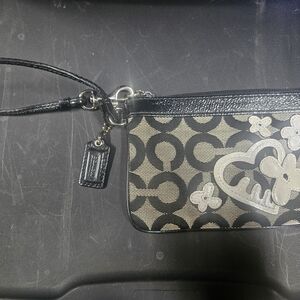 Coach Poppy Wristlet with Pink Interior